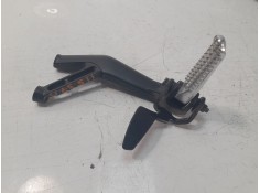 ESTRIBO LATERAL B3L2744100 B3L2744100 