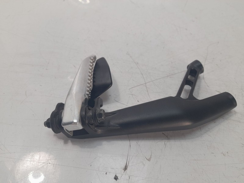 Recambio de estribo lateral para yamaha yzf-r 7 yzf-r 7 referencia OEM IAM B3L2744100  