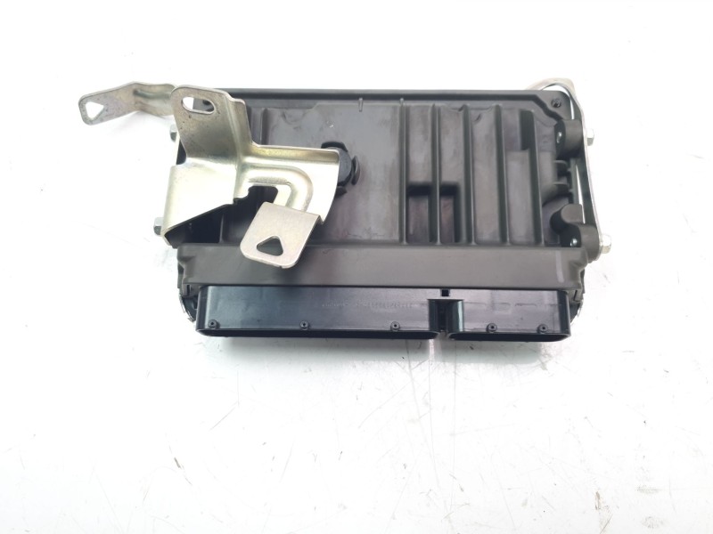 Recambio de centralita motor uce para toyota corolla (e21) hybrid style referencia OEM IAM 8966602D91  