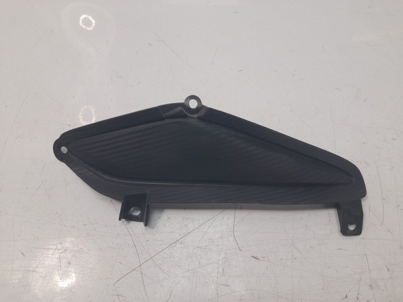 Recambio de moldura para honda cbr 650r cbr 650r referencia OEM IAM 64281MKND10  