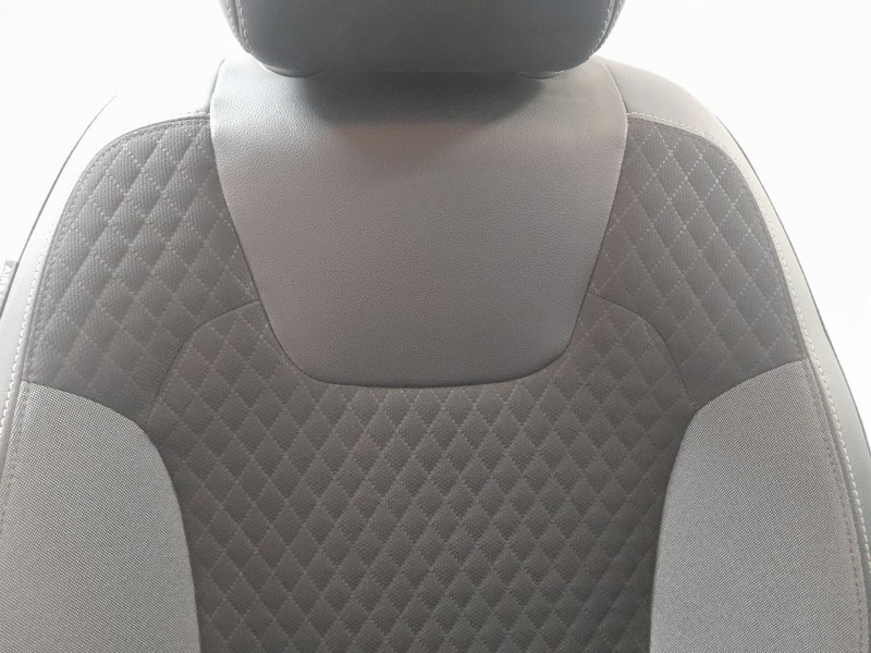 Recambio de juego asientos completo para opel grandland x ultimate referencia OEM IAM YP001442YX  