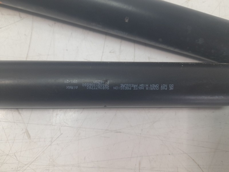 Recambio de amortiguadores maletero / porton para opel combo e tour / life (k9) 1.5 referencia OEM IAM 9680677780  