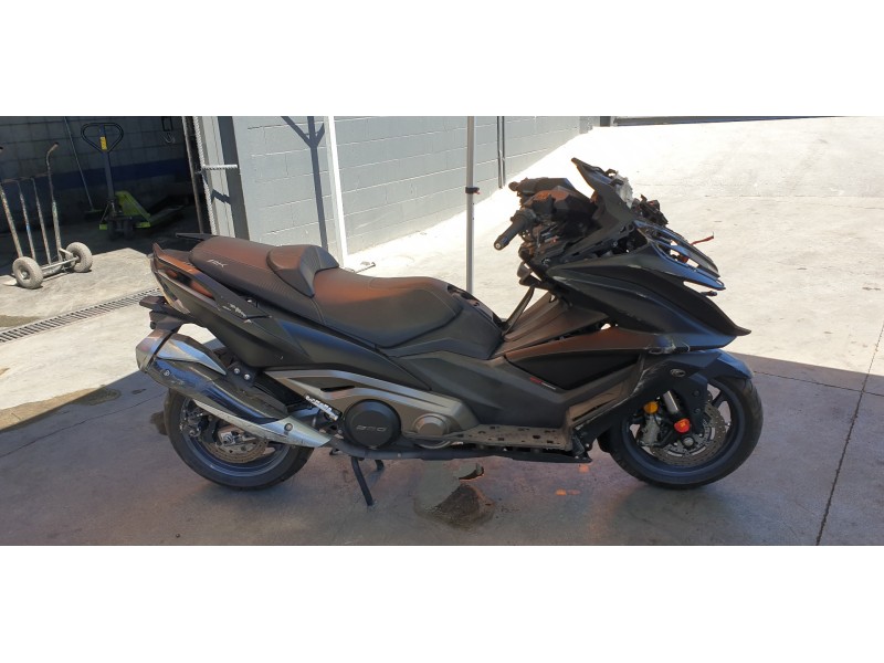 kymco ak550 del año 2017