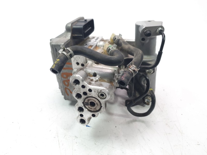 Recambio de abs para toyota rav4 referencia OEM IAM 4705042211  