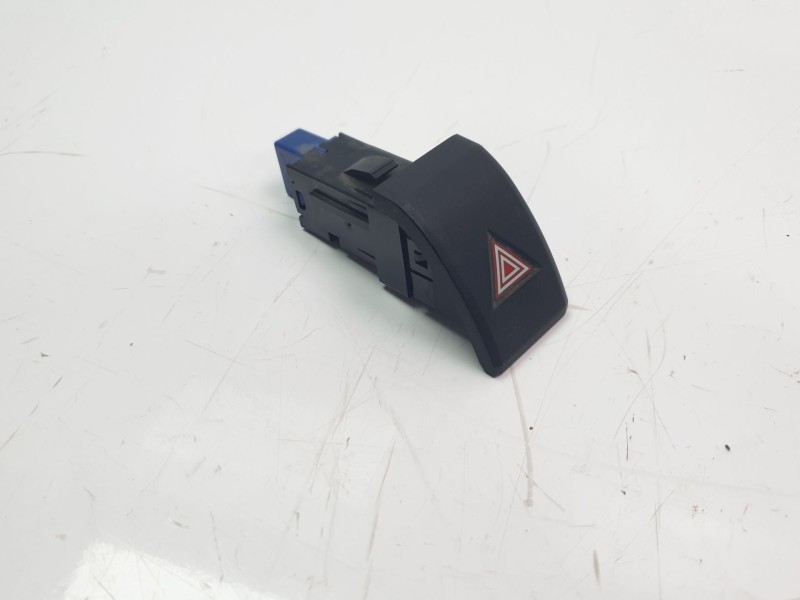 Recambio de warning para toyota rav4 referencia OEM IAM 8433242030  