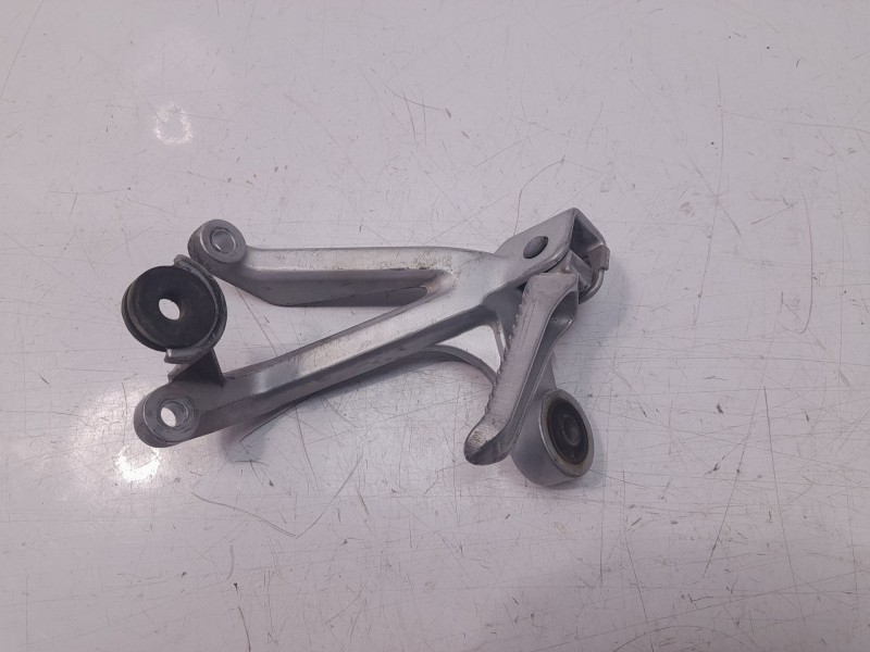 Recambio de estribo lateral para suzuki gsx-r 600/750/1100 (1989-2000) referencia OEM IAM 4360033E0000  