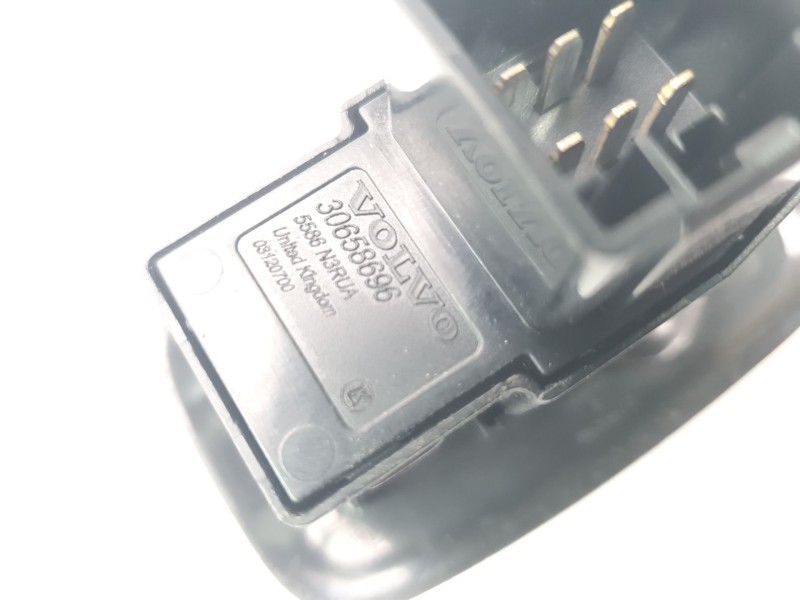 Recambio de mando elevalunas trasero derecho para volvo xc90 i (275) d5 awd referencia OEM IAM 30658696  