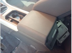 Recambio de apoyabrazos central para land rover evoque pure referencia OEM IAM LR054859   2