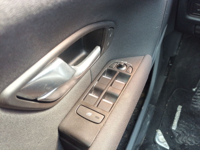 Recambio de mando elevalunas delantero izquierdo para land rover evoque pure referencia OEM IAM   