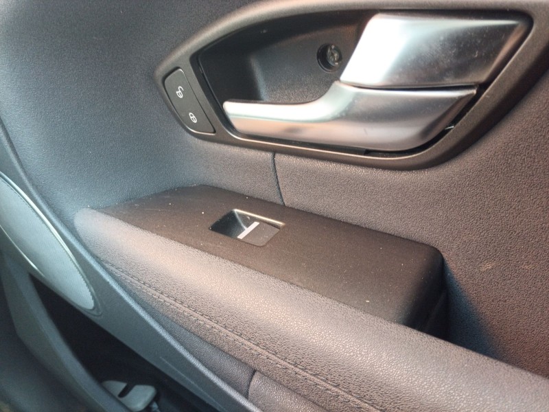 Recambio de mando elevalunas delantero derecho para land rover evoque pure referencia OEM IAM   