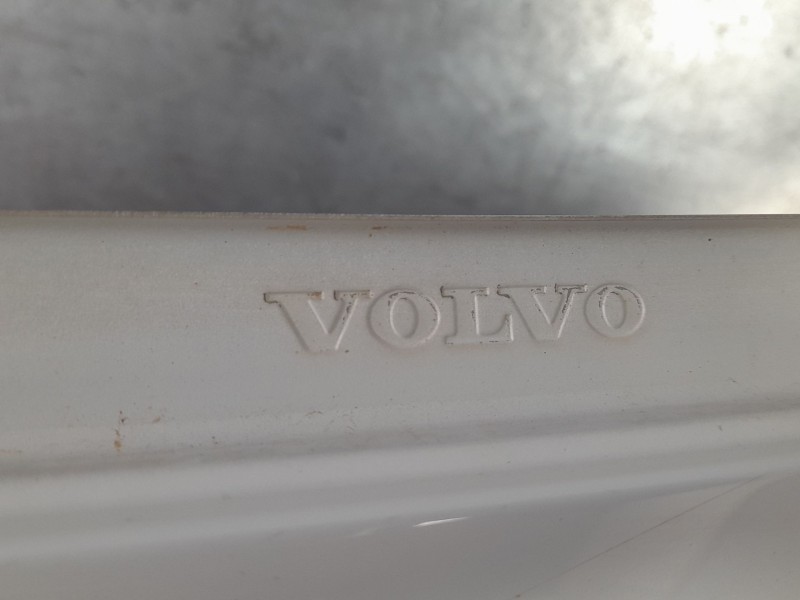 Recambio de aleta delantera derecha para volvo xc90 i (275) d5 awd referencia OEM IAM 30796495  