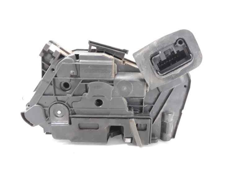 Recambio de cerradura puerta delantera derecha para seat leon sc (5f5) fr referencia OEM IAM 5K1837016E CRDVW1010 