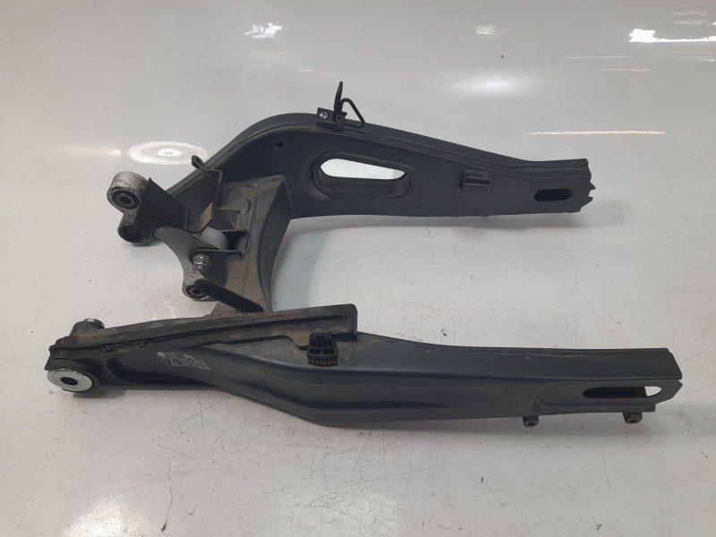 Recambio de puente trasero para yamaha yzf-r 7 yzf-r 7 referencia OEM IAM BEB2211000P0  
