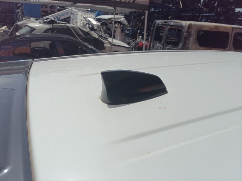 Recambio de antena para land rover evoque pure referencia OEM IAM   