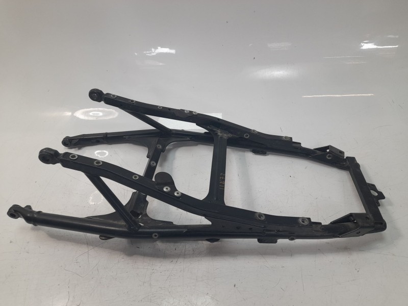 Recambio de subchasis trasero para bmw f 900 xr referencia OEM IAM 46518404202  