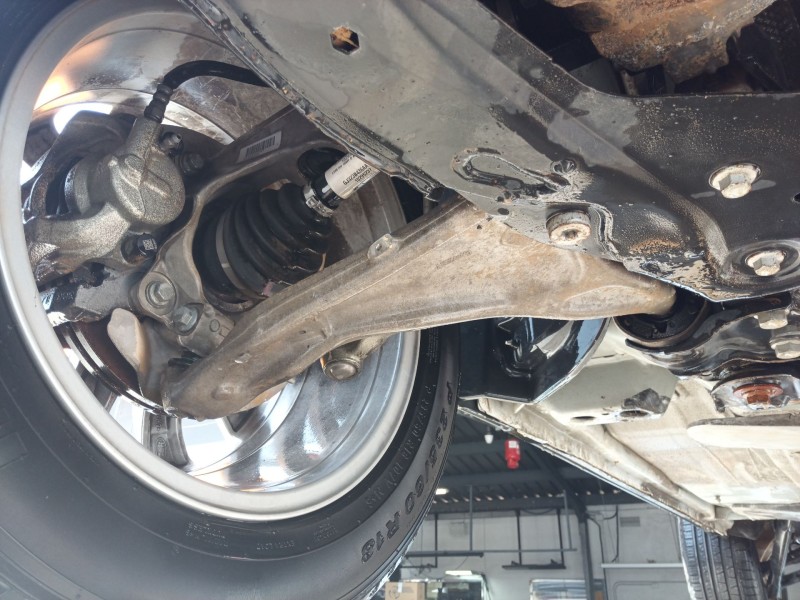 Recambio de brazo suspension inferior delantero derecho para land rover evoque pure referencia OEM IAM   