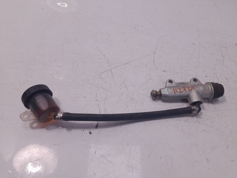 Recambio de bomba freno para bmw f 900 xr referencia OEM IAM 34217692190  