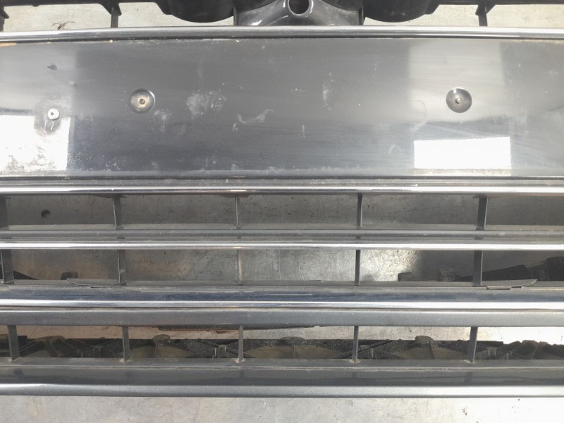 Recambio de paragolpes delantero para audi a4 avant (8w5) básico referencia OEM IAM 8W0807065E  