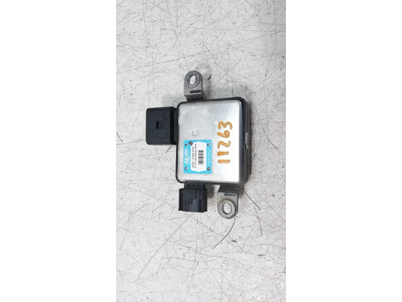 Recambio de modulo electronico para hyundai kona referencia OEM IAM 25385G2000  