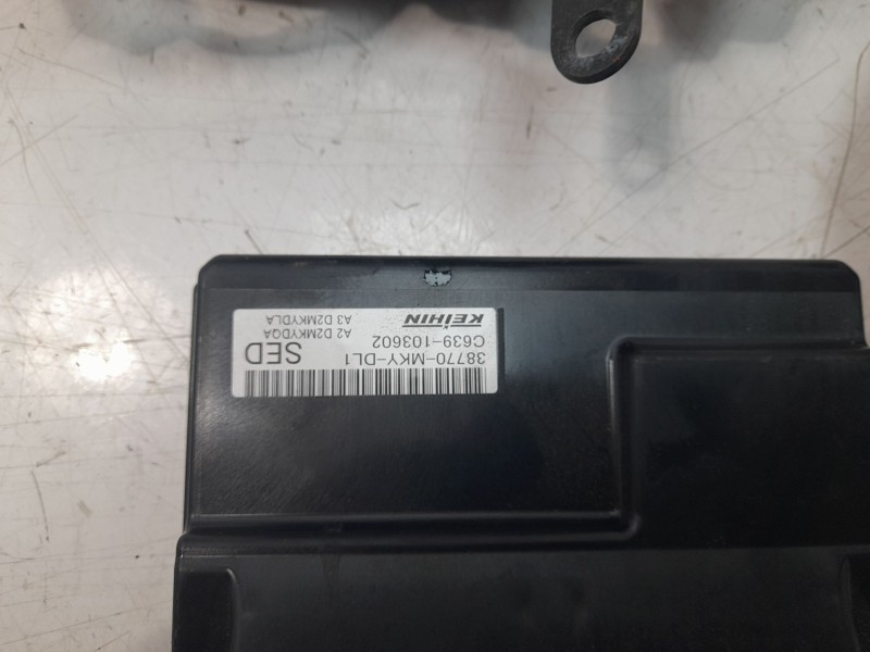 Recambio de conmutador de arranque para honda cbr 650r cbr 650r referencia OEM IAM 35010MKND50  