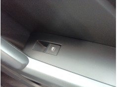 MANDO ELEVALUNAS DELANTERO DERECHO 83A959855NV6 