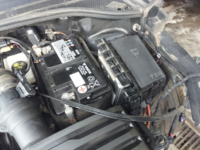 Recambio de centralita motor uce para audi q3 sportback (f3n) 35 tdi referencia OEM IAM   