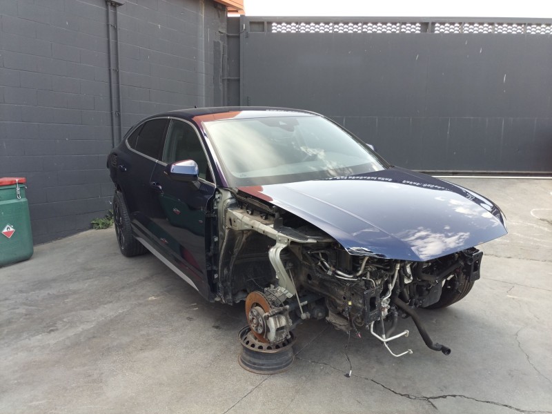 audi q3 sportback (f3n) del año 2022