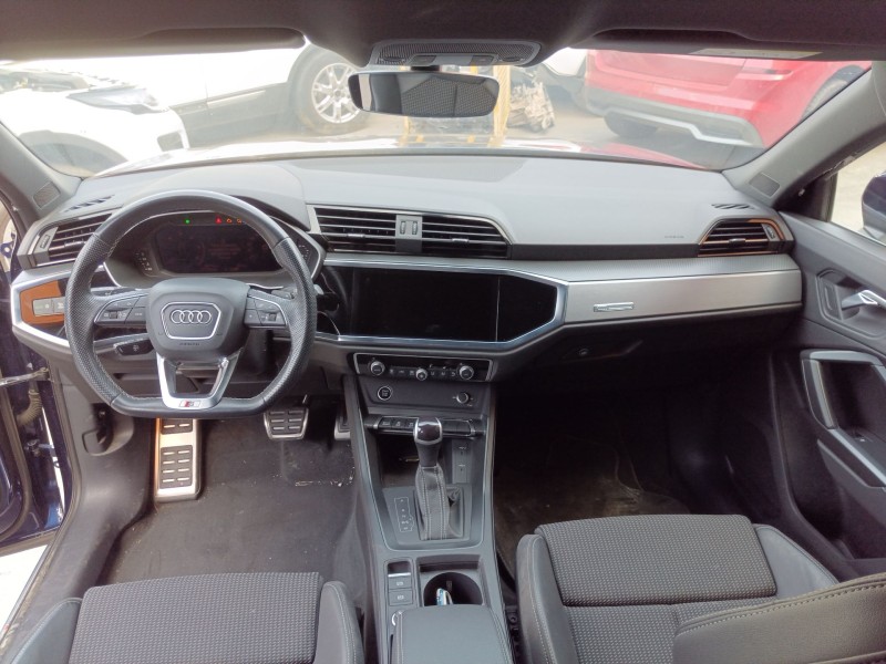 audi q3 sportback (f3n) del año 2022