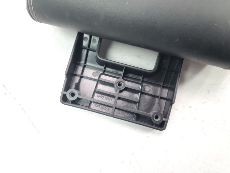 Recambio de apoyabrazos central para mitsubishi l 200 (kl0/kj0) basis doppelkabine 4wd referencia OEM IAM 8011C892XA  