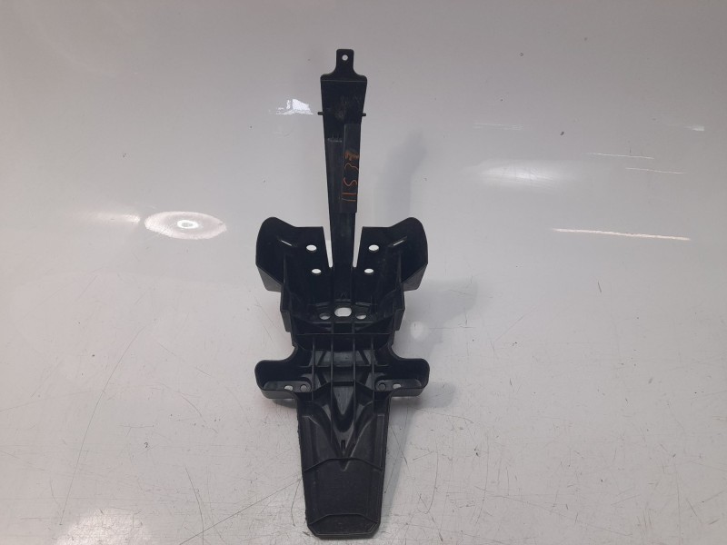 Recambio de portamatriculas para yamaha yzf-r 7 yzf-r 7 referencia OEM IAM BEB2162900  