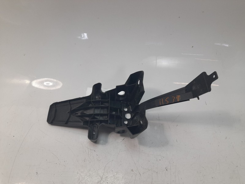 Recambio de portamatriculas para yamaha yzf-r 7 yzf-r 7 referencia OEM IAM BEB2162900  