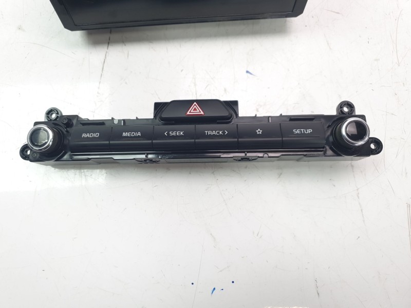 Recambio de sistema audio / radio cd para kia sportage concept 2wd referencia OEM IAM 96170D9340WK  