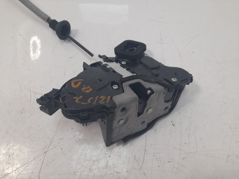 Recambio de cerradura puerta delantera derecha para skoda kamiq (nw4) 1.0 tsi referencia OEM IAM 10B837016B  