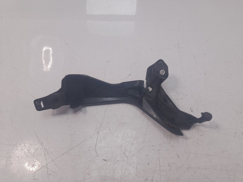 Recambio de moldura para bmw f 900 xr referencia OEM IAM 61118394322  