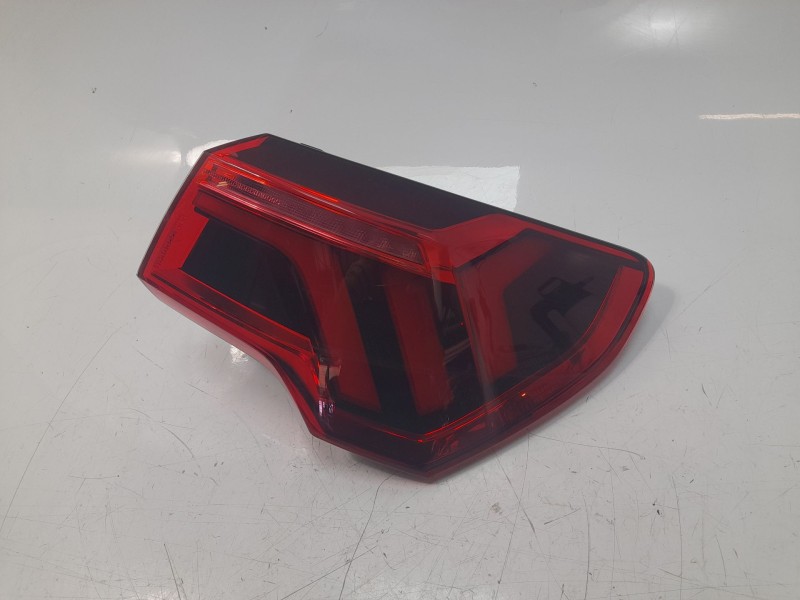 Recambio de piloto trasero derecho para audi q3 sportback (f3n) 35 tdi referencia OEM IAM 83A945092B  