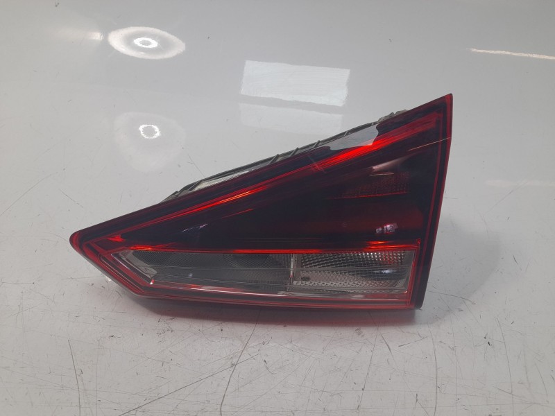 Recambio de piloto trasero derecho interior para seat arona (kj7, kjp) 1.6 tdi referencia OEM IAM 6F9945308D  