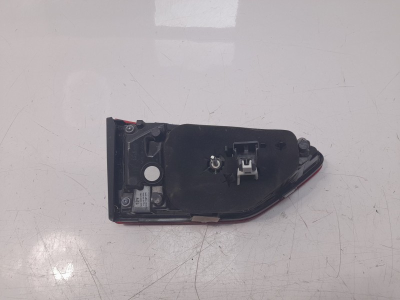 Recambio de piloto trasero derecho interior para volkswagen polo vi (aw1, bz1, ae1) 1.0 tsi referencia OEM IAM 2G0945094D  