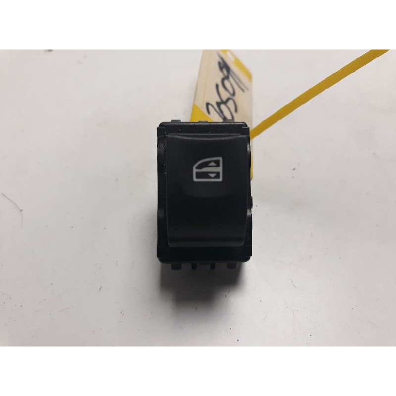 Recambio de mando elevalunas trasero derecho para renault megane iii berlina 5 p emotion referencia OEM IAM 254010003R  
