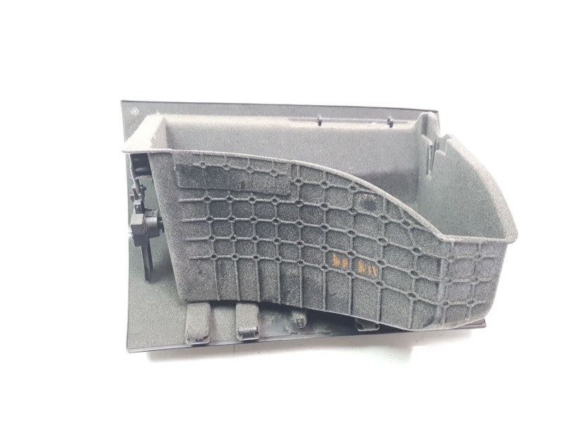 Recambio de guantera para mercedes-benz clase gla (w156) gla 200 cdi (156.908) referencia OEM IAM 1766808600  