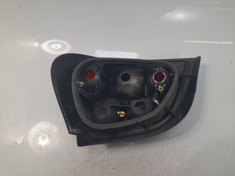 Recambio de piloto trasero izquierdo para renault megane i (ba0/1_) 1.9 dti (ba08, ba0n) referencia OEM IAM 7701040648 103F19151