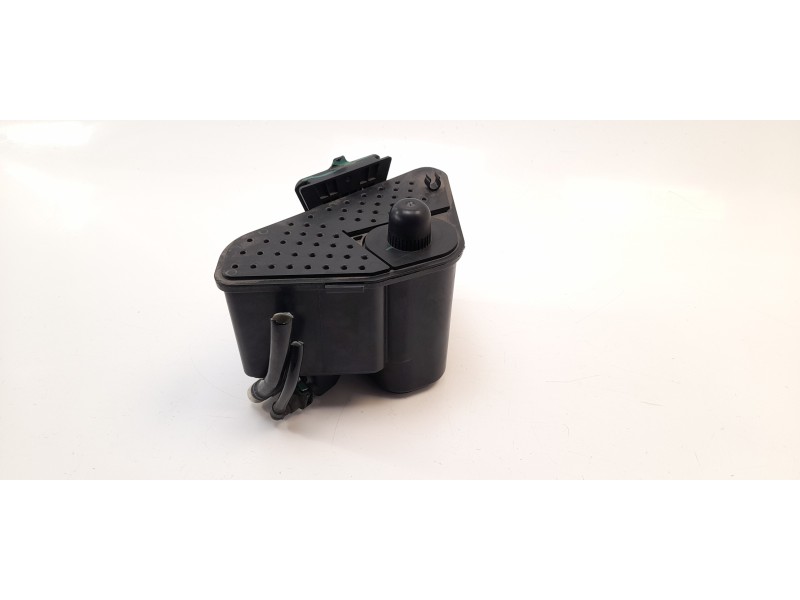 Recambio de filtro carbono activo para mercedes-benz clase cla (w117) cla 180 (117.342) referencia OEM IAM A2464702900  