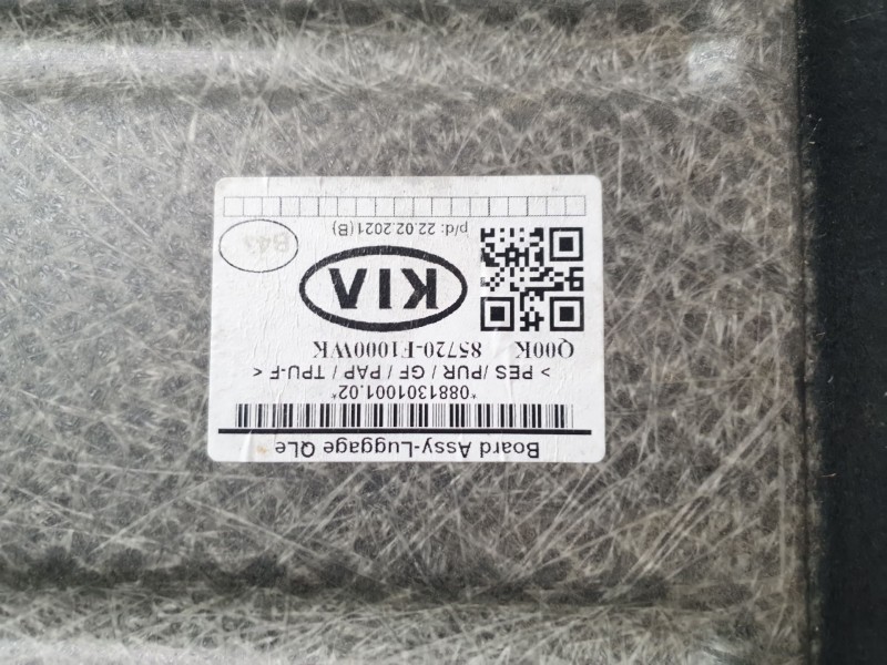 Recambio de bandeja trasera para kia sportage concept 2wd referencia OEM IAM 85720F1000WK  