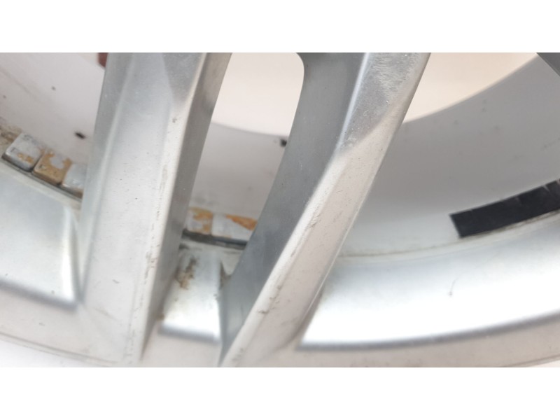 Recambio de llanta para audi q3 (8ug) base referencia OEM IAM 8U0601025AA  