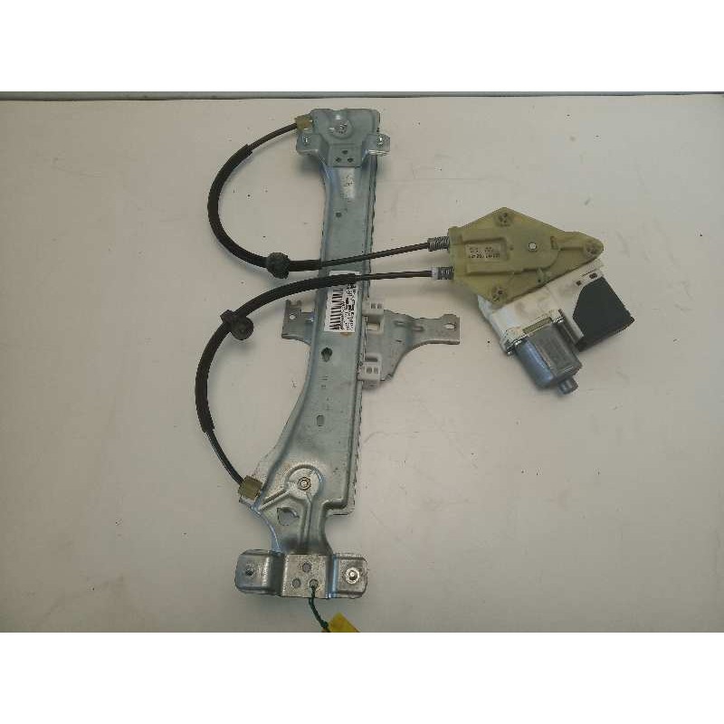 Recambio de elevalunas trasero izquierdo para renault megane iii berlina 5 p emotion referencia OEM IAM 827310185R 106198618 115