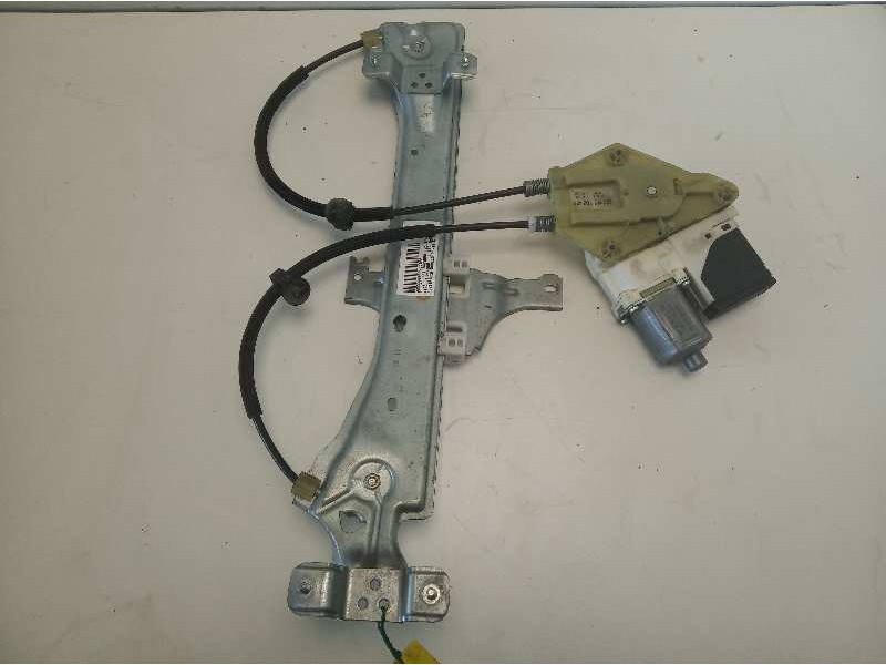 Recambio de elevalunas trasero izquierdo para renault megane iii berlina 5 p emotion referencia OEM IAM 827310185R 106198618 115