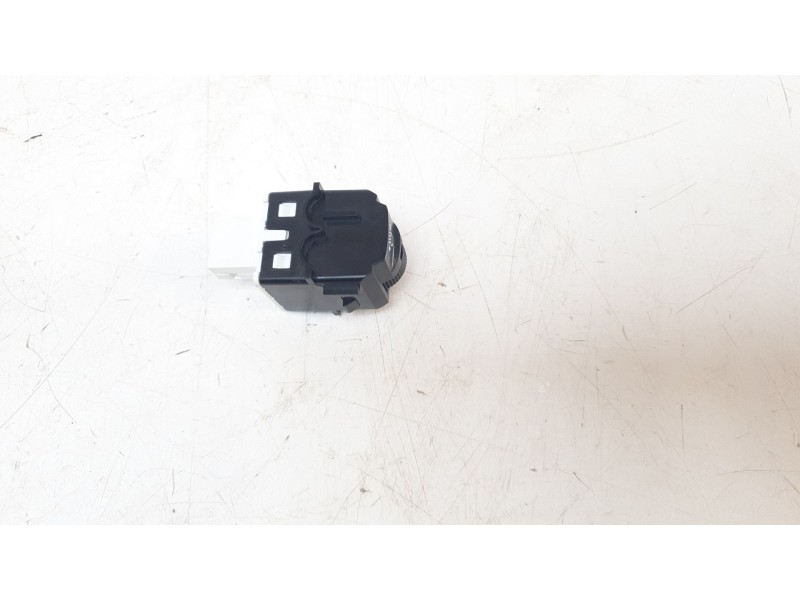 Recambio de interruptor para citroën c3 feel pack referencia OEM IAM 98125550ZD  