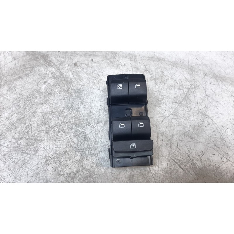 Recambio de mando elevalunas delantero izquierdo para hyundai i20 (bc3) klass referencia OEM IAM 93571Q0210  