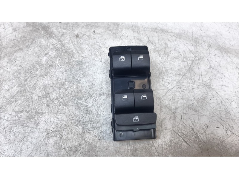 Recambio de mando elevalunas delantero izquierdo para hyundai i20 (bc3) klass referencia OEM IAM 93571Q0210  