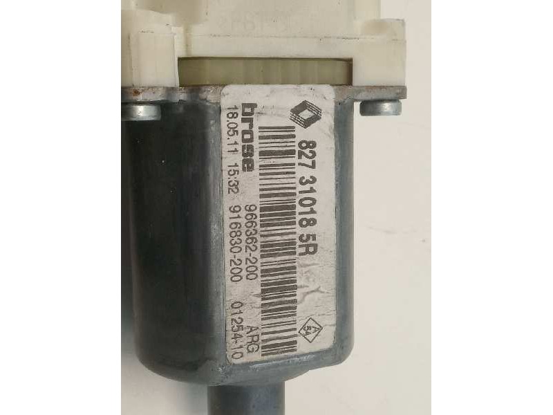 Recambio de elevalunas trasero izquierdo para renault megane iii berlina 5 p emotion referencia OEM IAM 827310185R 106198618 115