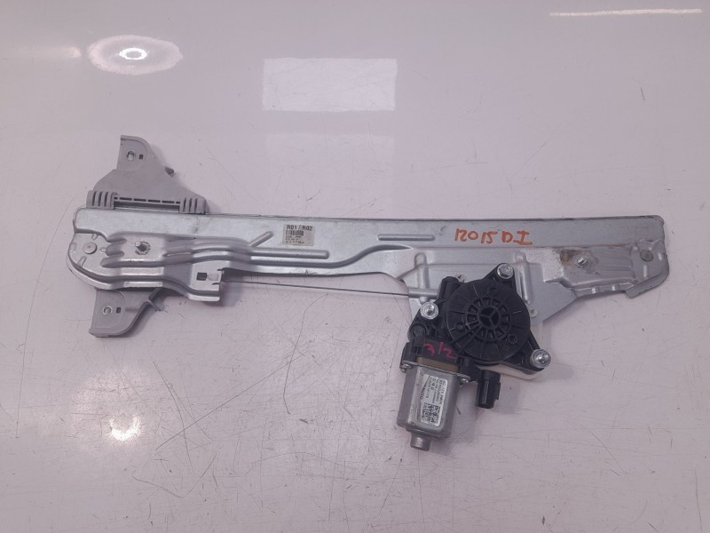 Recambio de elevalunas delantero izquierdo para hyundai kona pure referencia OEM IAM 82401J9000  